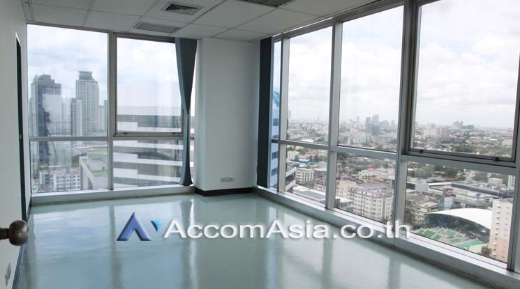  2  Office Space For Rent in Sukhumvit ,Bangkok BTS Ekkamai at 42 Tower AA16504
